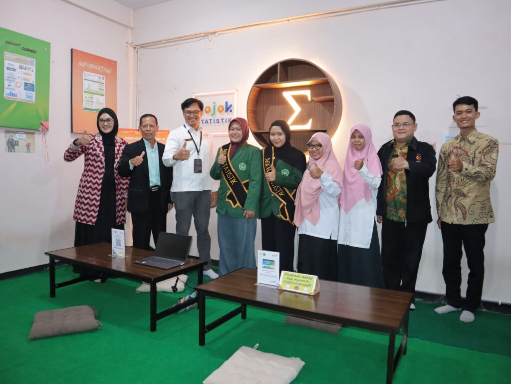 UNISBA Blitar Bersama BPS Kota Blitar Resmikan Pojok Statistik