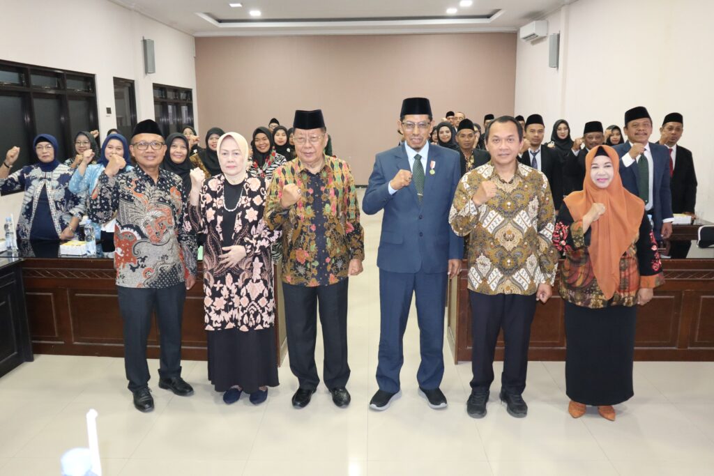 Pengukuhan Plt. Rektor, Babak Baru Kepemimpinan UNISBA Blitar