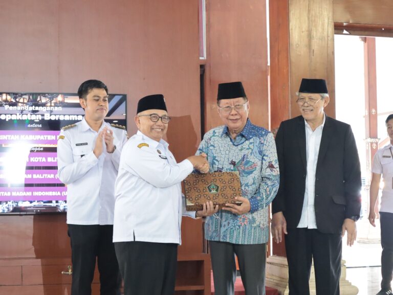 Perkuat Sinergi Pembangunan Daerah, UNISBA Blitar dan Pemkab Blitar Perbarui MoU