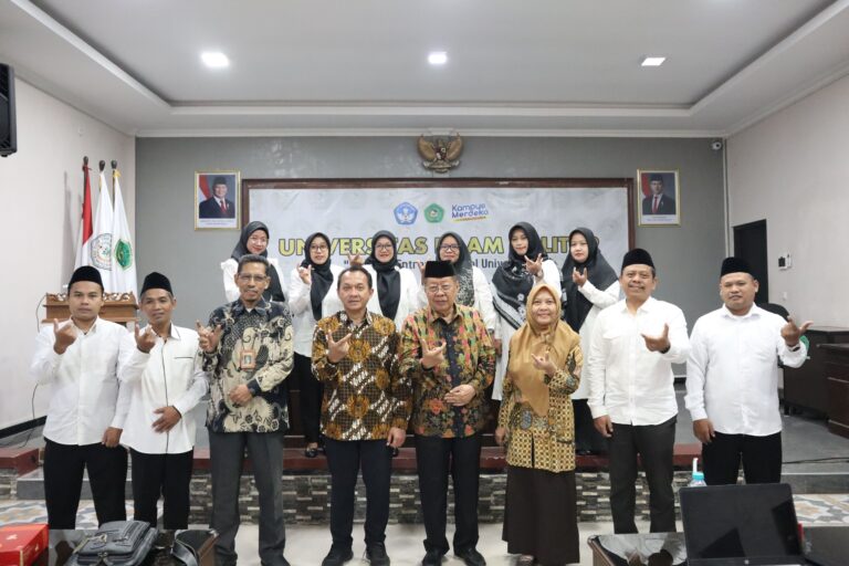 Rektor UNISBA Blitar Kukuhkan Sembilan Pejabat Struktural