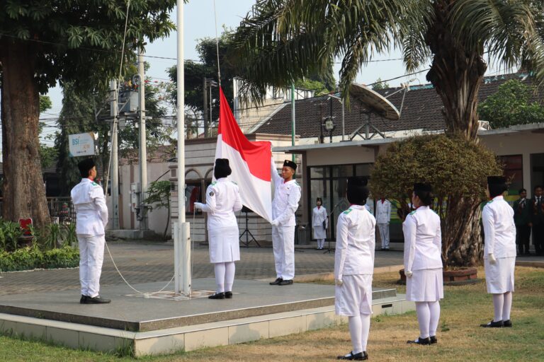Peringati HUT ke-81 Republik Indonesia, Universitas Islam Blitar Kobarkan Semangat Kemerdekaan